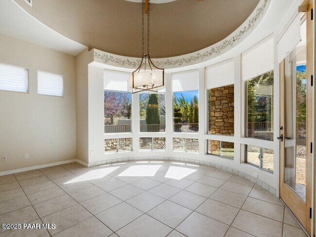 Building Photo - 1571 Gettysvue Way