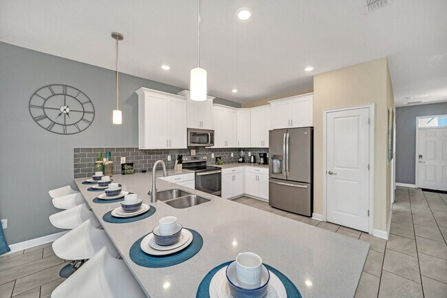 Building Photo - 1671 Moon Valley Dr