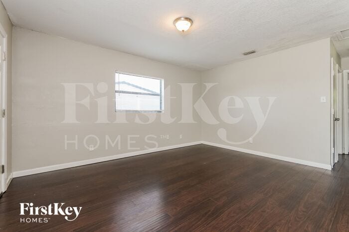 Building Photo - 7706 Aviano Ave