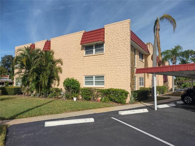 Building Photo - 206 Cedarwood Cir