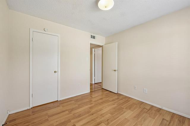 Building Photo - 2604 Winding Creek Dr