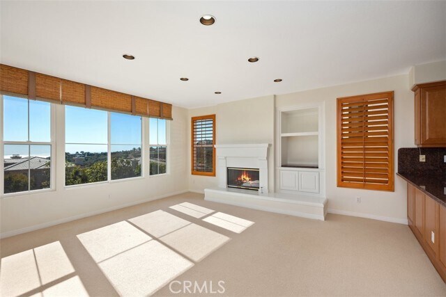 Building Photo - 10 Sunset Cove