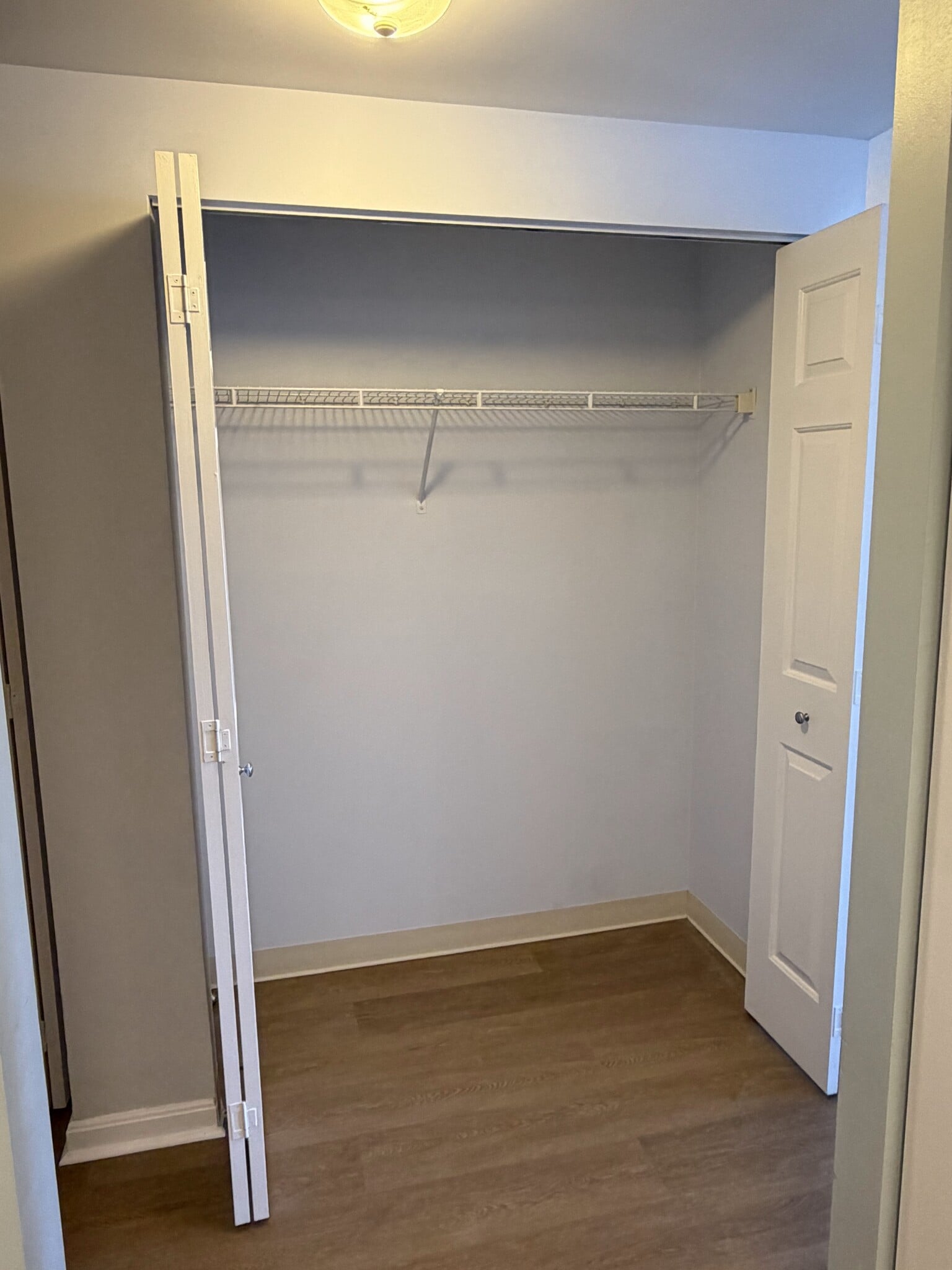 Entryway Closet - 100 Ledgewood Dr