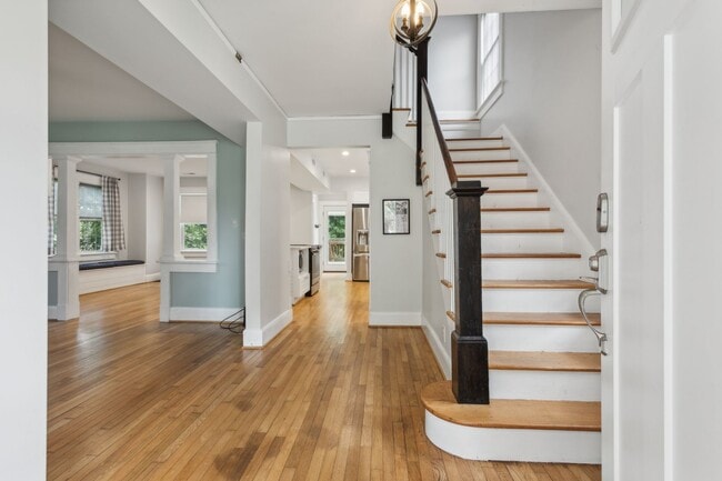 Building Photo - 1734 Hancock Ave