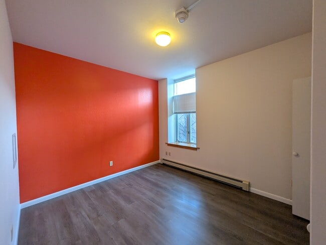 Building Photo - 1000 Fountain Terrace Dr