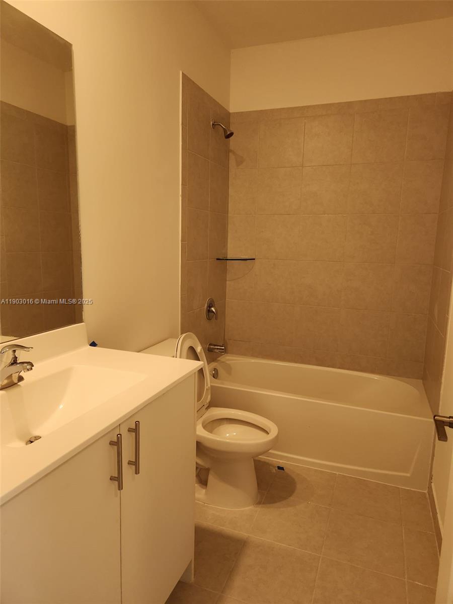 Building Photo - 13071 SW 232nd Ln