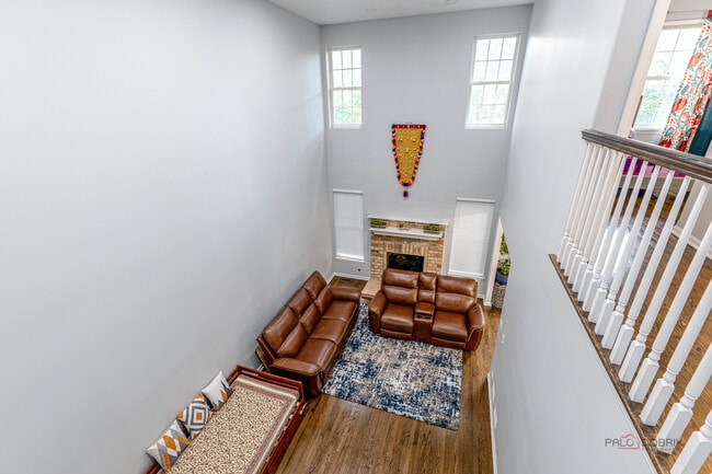 Building Photo - 1238 S Christine Ct