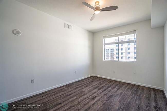 Building Photo - 140 S Dixie Hwy