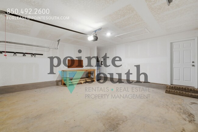 Building Photo - 4343 Redbay Ct