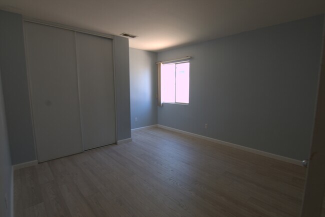 Building Photo - 842 Caminito Estrella