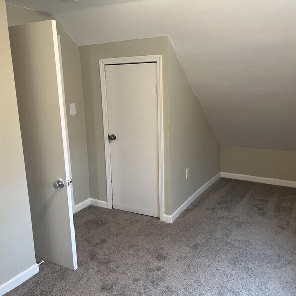 Building Photo - 16315 Judson Dr