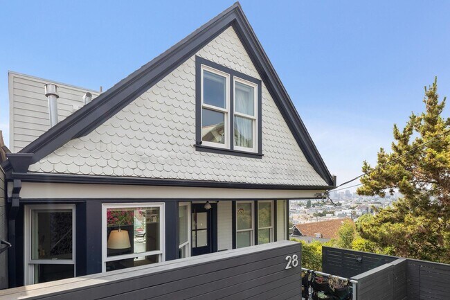 Building Photo - OPEN HOUSE: Saturday (6/27) 12:30pm-1:00pm. Stunning 3-Level Single Family Home with Modern Touch...
