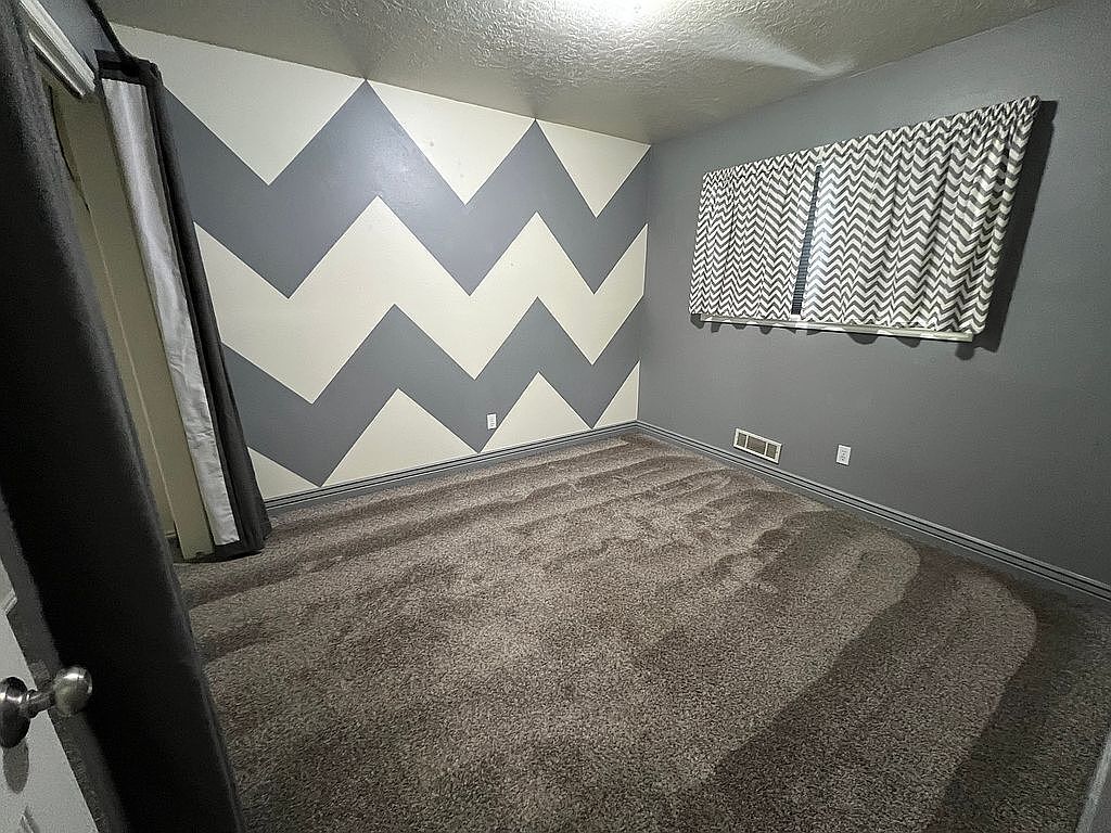 Building Photo - 403 Evans Dr