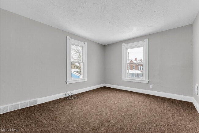 Building Photo - 3877 W 31st St