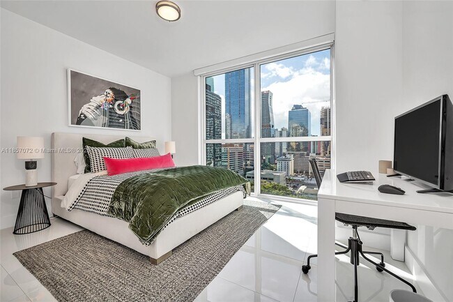 Building Photo - 1080 Brickell Ave