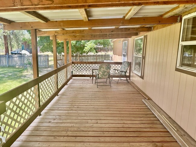 Building Photo - Suncrest Rental