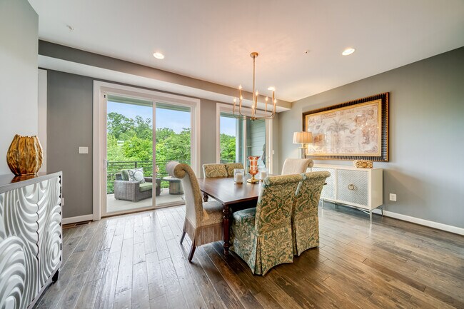 Building Photo - 1521 Ribbon Limestone Terrace SE