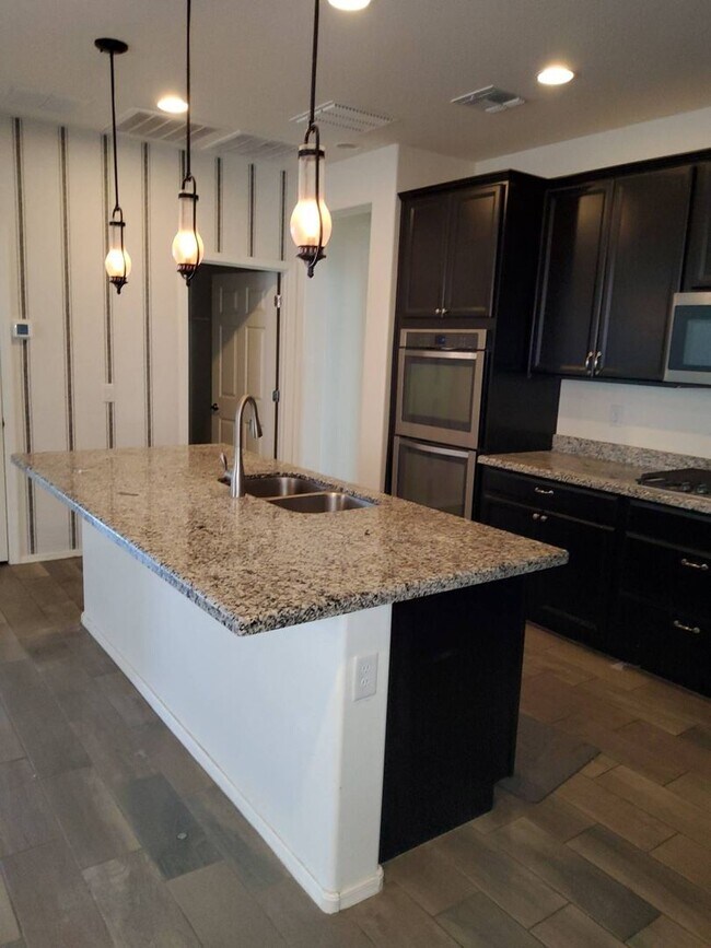Building Photo - Litchfield Park Beauty COMING SOON