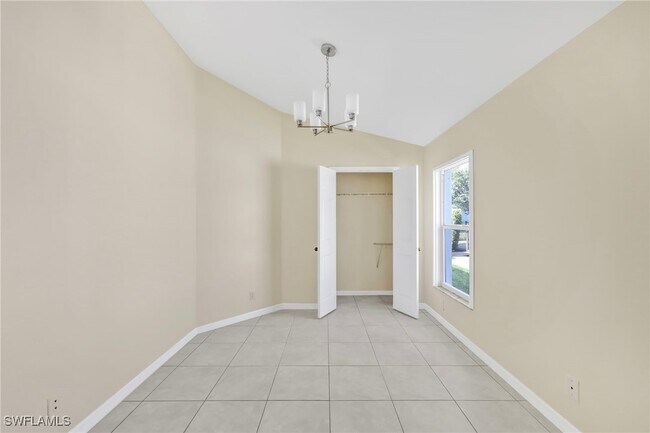 Building Photo - 15015 Savannah Dr