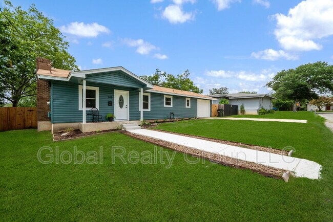 Primary Photo - 385 W Faust St