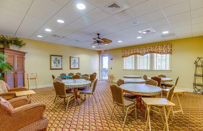 Building Photo - 8060 Kiawah Trce