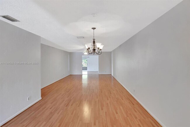 Building Photo - 1472 SW 26th Ave
