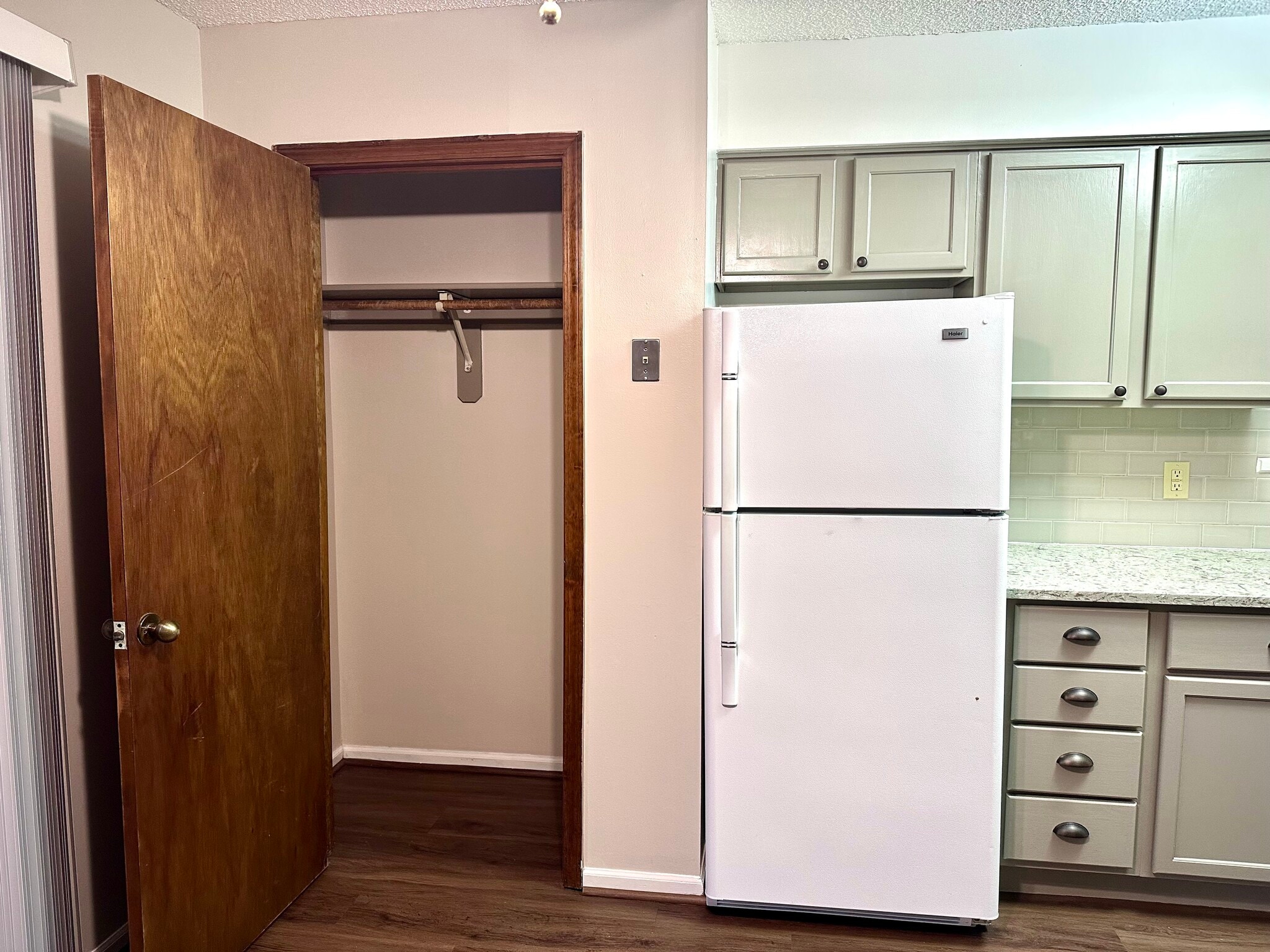 Building Photo - 1121 New Jersey St