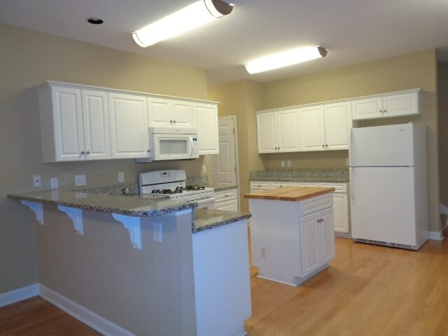 Building Photo - 928 Wonderland Pass