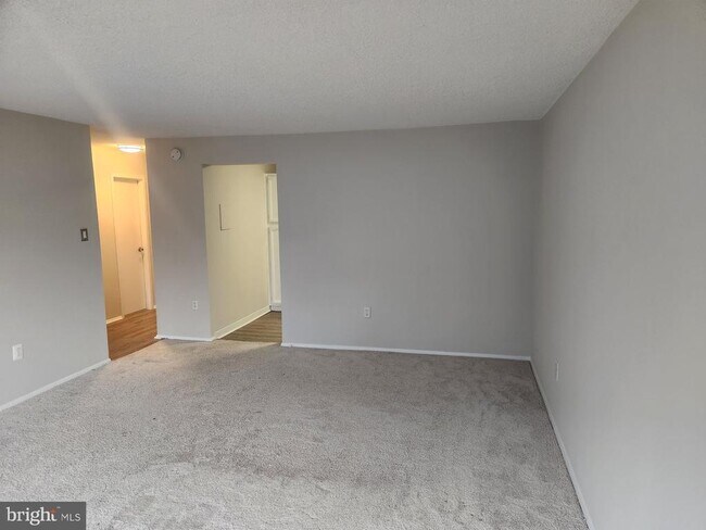 Building Photo - 1325 18th St NW