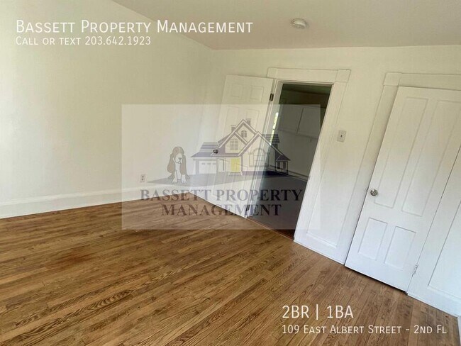 Building Photo - 109 E Albert St