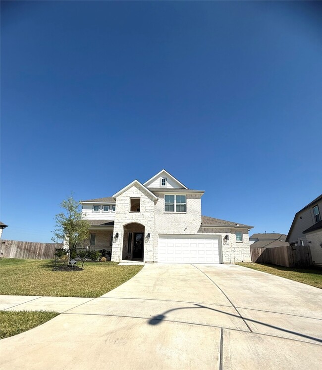 Primary Photo - 408 Hampton Edge Ln