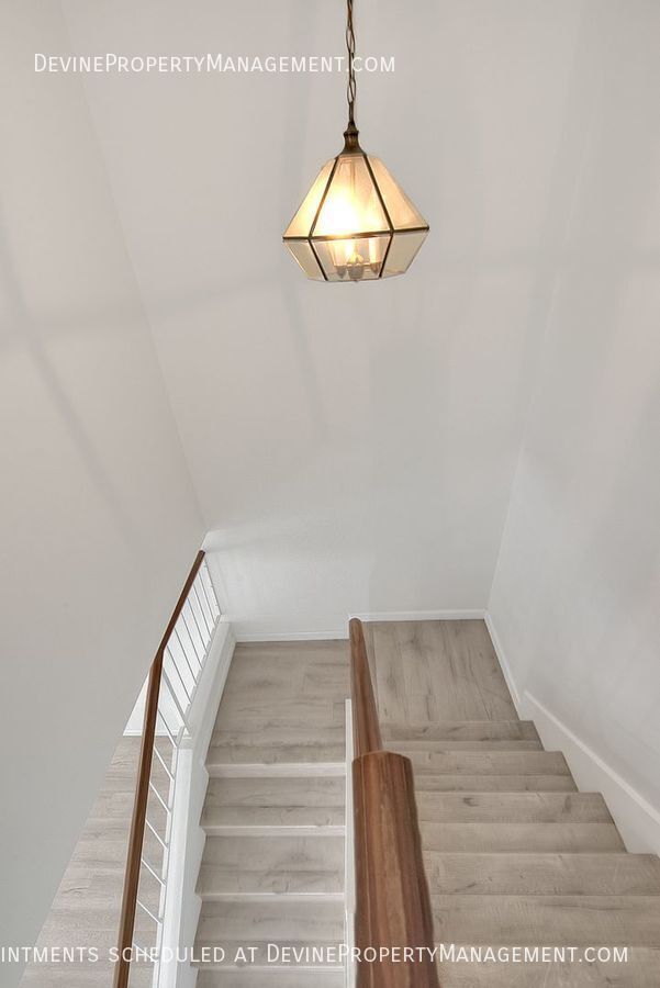 Building Photo - 902 California Privado