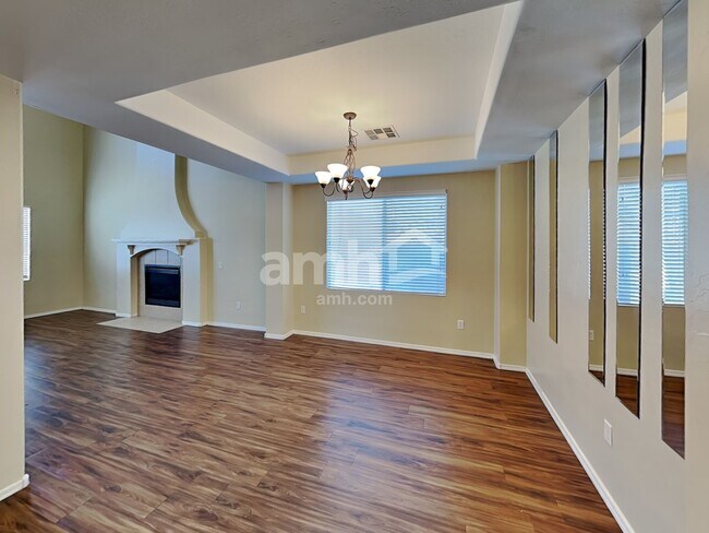 Building Photo - 6803 S 41st Ln