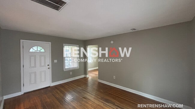 Building Photo - 899 Chatwood St