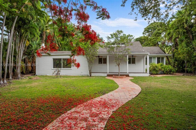Building Photo - 3945 Loquat Ave