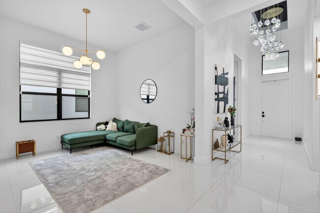 Building Photo - 10195 SW Latium Wy