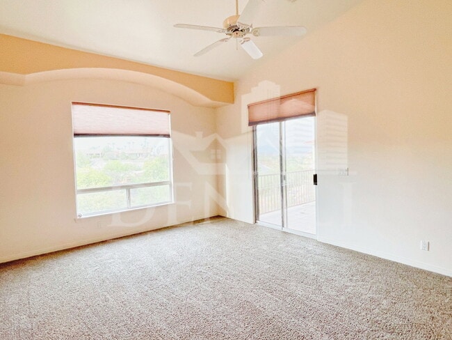 Building Photo - 16044 E Sunflower Dr
