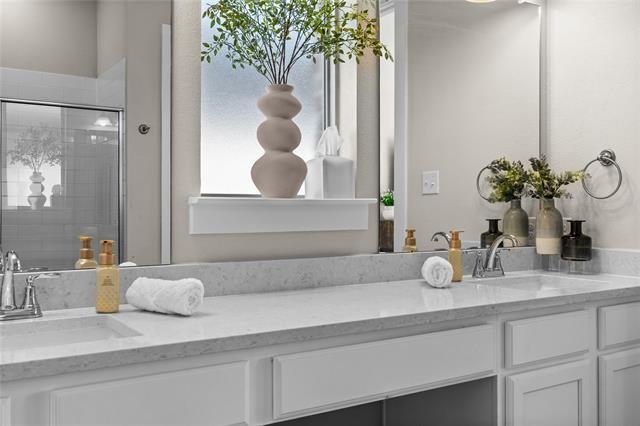 Building Photo - 2516 Briarbrook Dr