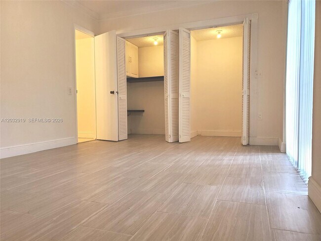 Building Photo - 250 NW 107th Ave