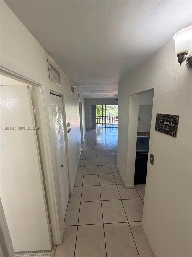 Building Photo - 11213 SW 88th St