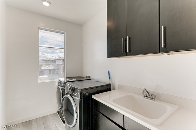 Building Photo - 10312 Jade Point Dr