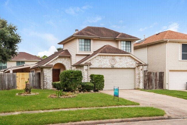 Building Photo - 12314 Meadow Ridge Dr