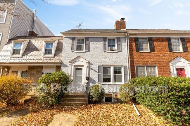 Primary Photo - 1710 37th St NW