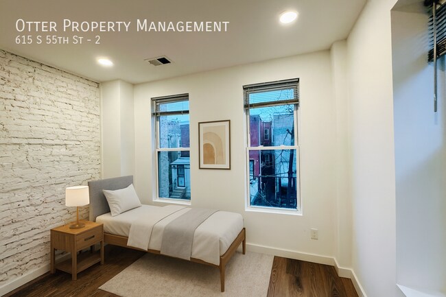 Building Photo - 615 S 55th St