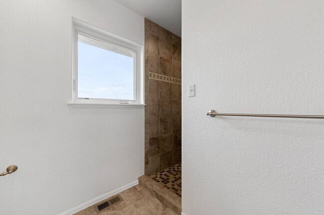 Building Photo - A Beautiful Home in the Heart of Pueblo West!