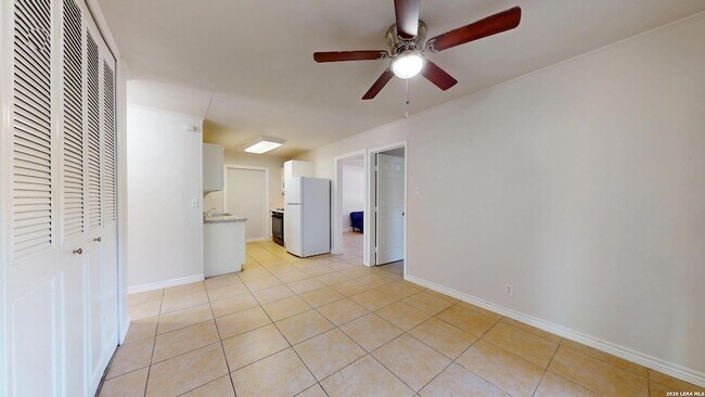 Building Photo - 8826 Cape Valley Dr