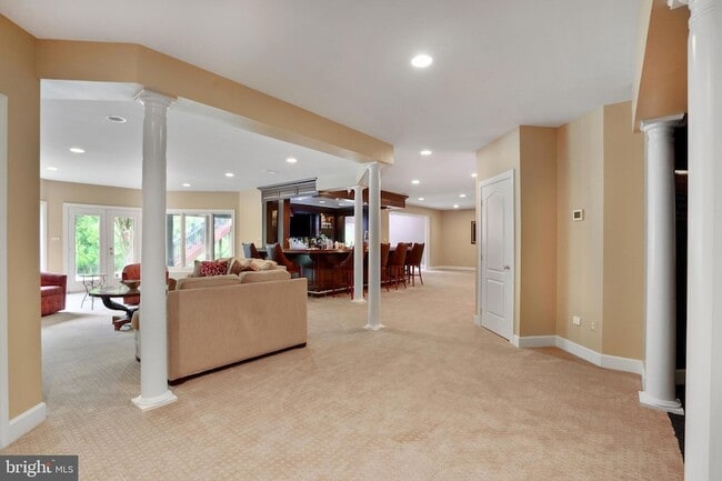 Building Photo - 9864 Walker Glen Ct