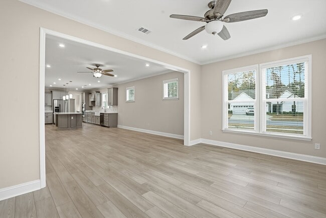 Building Photo - 3-Bed Corner Lot Home in Waterways Community