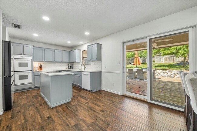 Building Photo - 118 Copperleaf Rd