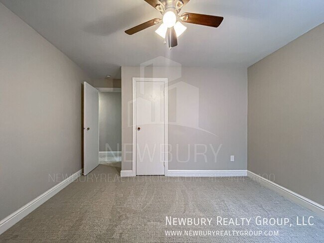 Building Photo - 319 San Juan Dr